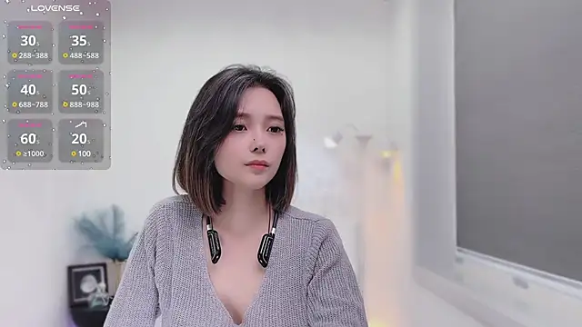 Natasha2025 online show from January 2025 04:33:01 PM