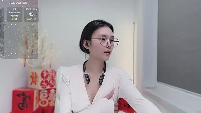 Natasha2025 online show from February 2025 04:19:02 PM