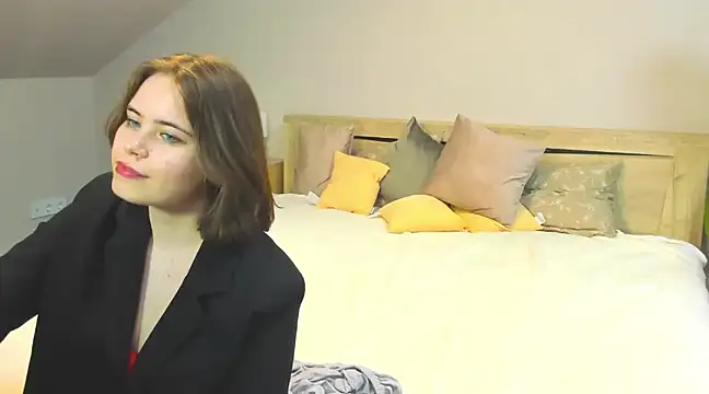 EricaElliott online show from March 2025 01:37:02 PM