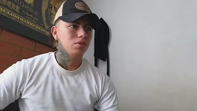 Thiago x Sahara online show from February 2025 12:50:02 PM