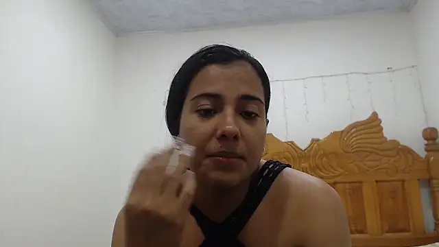 Coral0403 online show from March 2025 08:54:01 PM