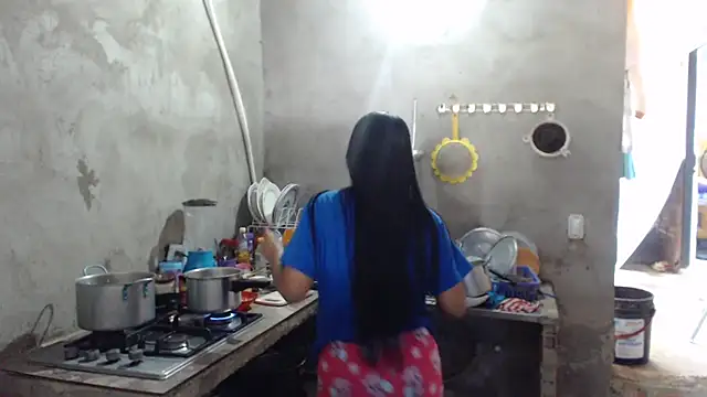 Coral0403 online show from October 2025 04:49:02 PM