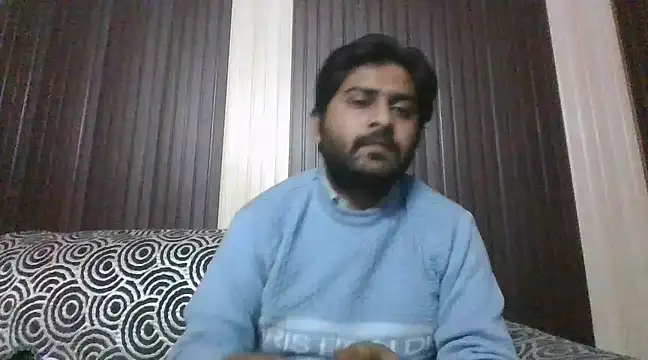 Snapshot of indihotguy chatting on January 2025 05:45:02 PM indihotguy online show from January 2025 05:45:02 PM