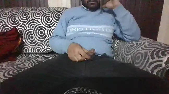 Snapshot of indihotguy chatting on January 2025 11:21:02 AM indihotguy online show from January 2025 11:21:02 AM