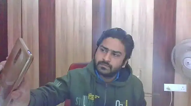 Snapshot of indihotguy chatting on January 2025 06:42:01 AM indihotguy online show from January 2025 06:42:01 AM