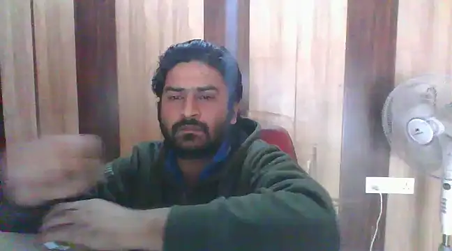 Snapshot of indihotguy chatting on January 2025 09:46:01 AM indihotguy online show from January 2025 09:46:01 AM