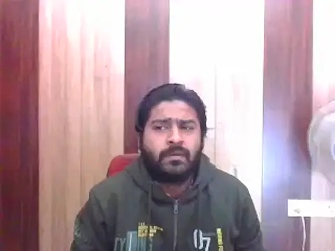 Snapshot of indihotguy chatting on February 2025 05:42:01 AM indihotguy online show from February 2025 05:42:01 AM