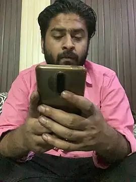 Snapshot of indihotguy chatting on March 2025 04:28:02 AM indihotguy online show from March 2025 04:28:02 AM