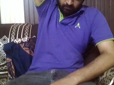 indihotguy online show from April 2026 03:37:02 PM