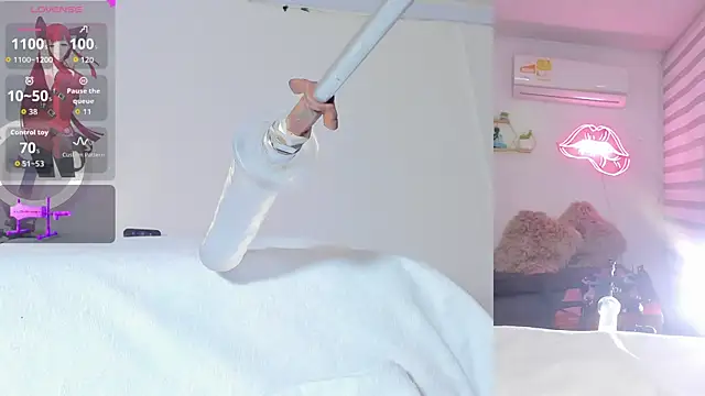 Maria Jones  online show from April 2026 01:41:02 AM