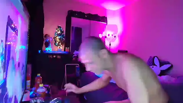 Snapshot of hotemberly_jake chatting on December 2024 09:56:01 AM hotemberly jake online show from December 2024 09:56:01 AM