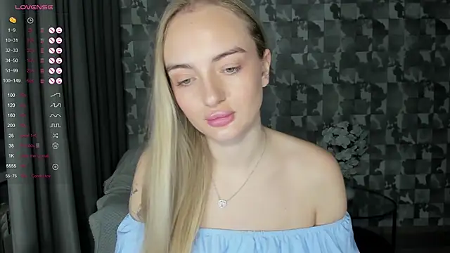 A delina online show from November 2025 01:40:01 PM