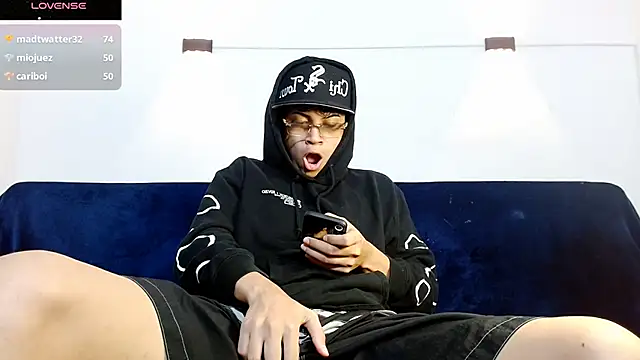 Br4ndxpimm online show from October 2025 01:43:02 PM