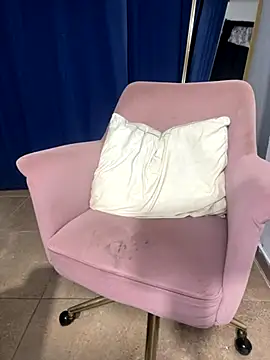 Ninabrunette18 online show from October 2025 02:42:01 AM