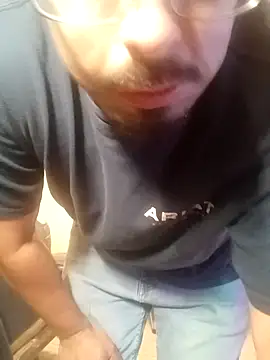 k1oudE online show from December 2025 04:19:02 AM