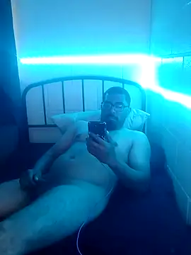 k1oudE online show from April 2026 03:31:02 PM