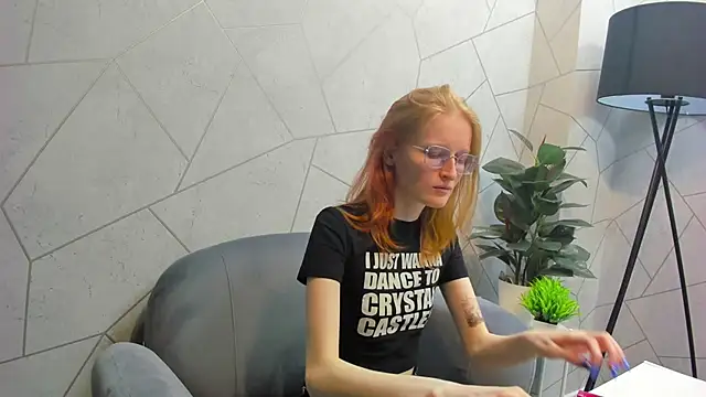 Snapshot of ElizabethHarpper chatting on February 2025 03:05:01 PM ElizabethHarpper online show from February 2025 03:05:01 PM