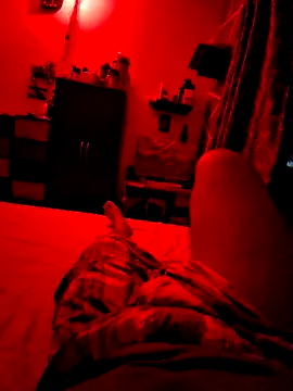 LavishBee80 online show from October 2025 07:58:02 PM