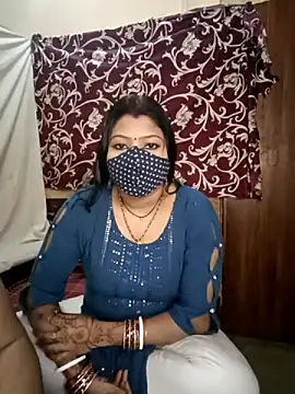 Hot muskaan online show from February 2025 05:15:01 PM