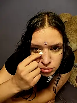 Danni shy online show from March 2025 11:32:02 PM