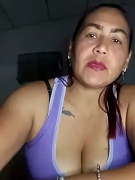 Snapshot of Abigail_BigTits chatting on February 2025 02:47:02 AM Abigail BigTits online show from February 2025 02:47:02 AM