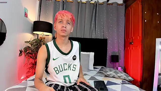 Brian-Ausslos online show from March 2025 04:56:01 AM