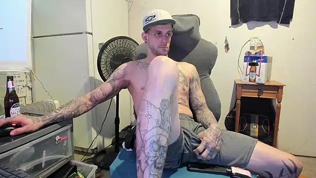 JamesMichael88 online show from March 2025 08:51:01 PM