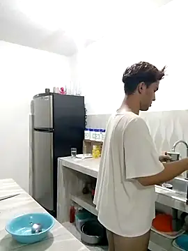 Lian Noath online show from January 2025 11:35:02 AM