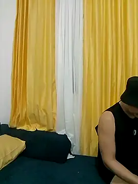 Lian Noath online show from January 2025 07:10:01 AM