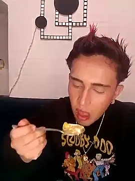 Lian Noath online show from January 2025 11:26:02 AM