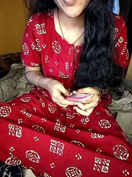 lovelygirl4567 online show from October 2025 06:01:02 AM