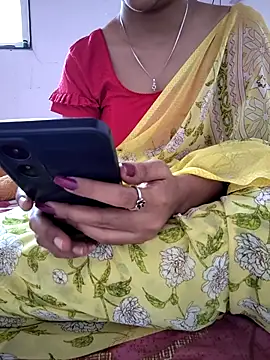 lovelygirl4567 online show from April 2026 06:41:02 AM