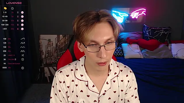 Adrian Di online show from January 2025 04:08:01 PM