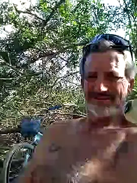 Snapshot of Cloudin_around chatting on February 2025 04:47:01 PM Cloudin around online show from February 2025 04:47:01 PM