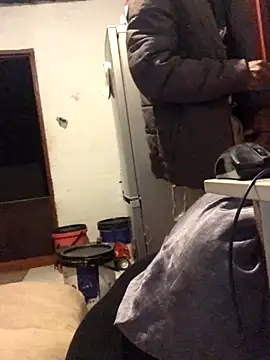 Snapshot of MKbesxxx chatting on October 2025 08:42:01 PM MKbesxxx online show from October 2025 08:42:01 PM