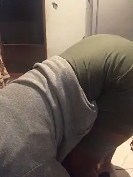 Snapshot of MKbesxxx chatting on October 2025 08:31:01 PM MKbesxxx online show from October 2025 08:31:01 PM