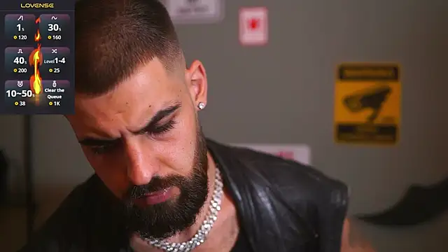 HairyRobxxx online show from December 2025 07:34:02 PM