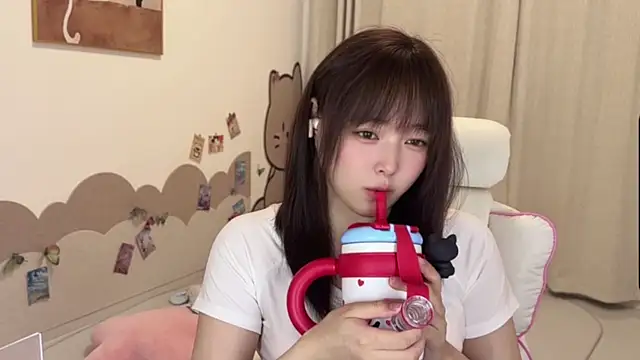 Chenjing0 online show from April 2026 01:09:02 PM