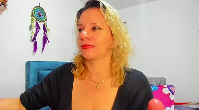 sofi saliva2511 online show from March 2025 01:05:02 AM