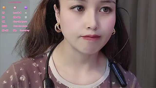 Lucky-xiuxiu online show from March 2026 12:22:01 PM