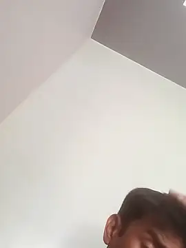 Abony femboy online show from February 2026 09:03:02 AM