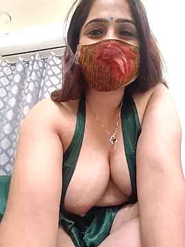 shreya1765 online show from November 2025 10:15:01 AM