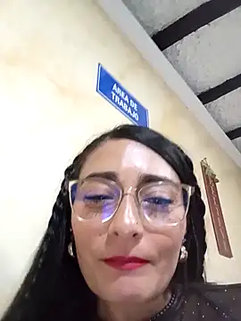 BELLA--26 online show from February 2025 11:24:02 PM