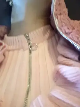 BELLA--26 online show from March 2025 03:18:02 PM