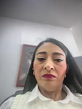 BELLA--26 online show from December 2025 02:24:01 PM