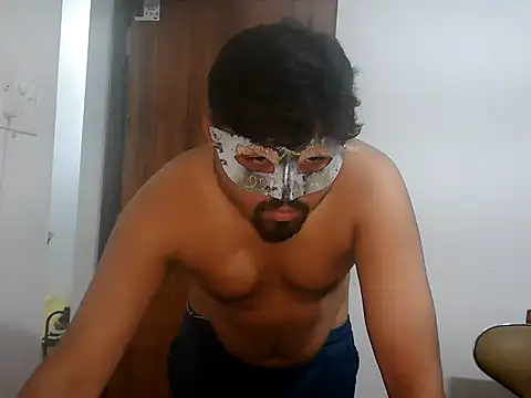 Snapshot of Desi_Heat chatting on September 2025 05:01:02 PM Desi Heat online show from September 2025 05:01:02 PM