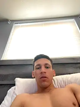 Snapshot of leisurelycriminal chatting on October 2025 07:00:01 PM leisurelycriminal online show from October 2025 07:00:01 PM