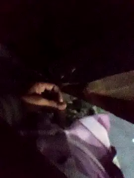 xLoveer online show from December 2025 06:04:01 PM