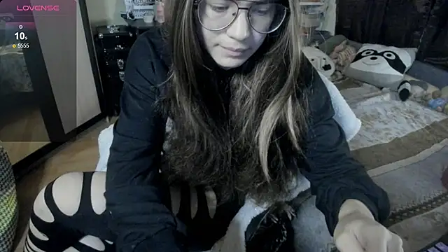 Snapshot of alexiamaleax chatting on September 2025 11:28:02 PM alexiamaleax online show from September 2025 11:28:02 PM