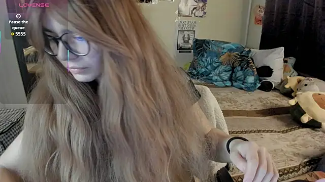 alexiamaleax online show from April 2026 02:11:02 AM